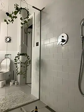 Snapshot of rafkie@xh chatting on October 17, 8:32 pm rafkiexh online show from October 17, 8:32 pm