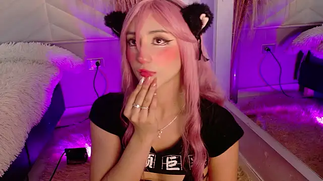 miia  baker online show from December 1, 12:17 pm