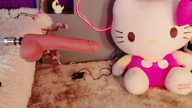 miia  baker online show from April 3, 12:11 pm