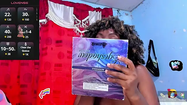 Snapshot of Sandyhamilttoon chatting on November 5, 10:13 pm Sandyhamilttoon online show from November 5, 10:13 pm