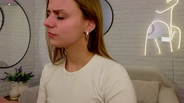 Wendy D0ll online show from February 25, 9:03 pm