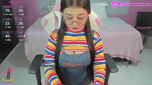 Snapshot of Yuli_16 chatting on March 17, 12:04 pm Yuli 16 online show from March 17, 12:04 pm