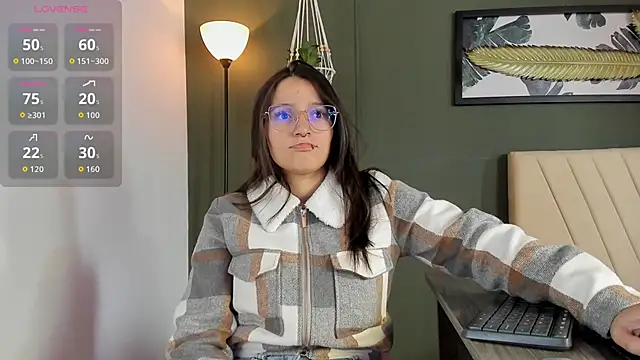 Snapshot of Elecktra_sweet chatting on June 15, 1:00 pm Elecktra sweet online show from June 15, 1:00 pm