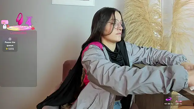 Elecktra sweet online show from March 7, 7:30 pm