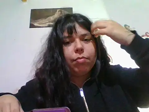 Snapshot of scarletttlove chatting on June 22, 1:22 am scarletttlove online show from June 22, 1:22 am