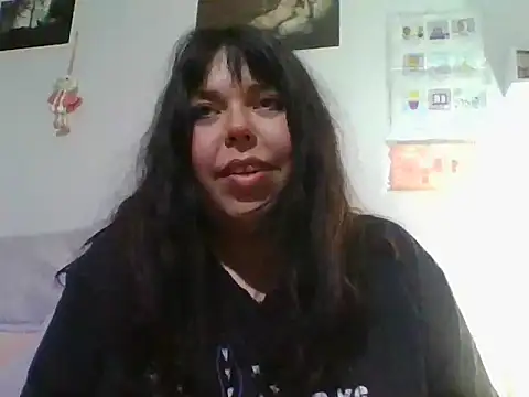 Snapshot of scarletttlove chatting on July 8, 1:30 am scarletttlove online show from July 8, 1:30 am