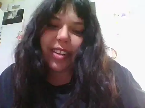 Snapshot of scarletttlove chatting on June 27, 1:44 am scarletttlove online show from June 27, 1:44 am