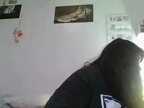 Snapshot of scarletttlove chatting on July 16, 1:24 am scarletttlove online show from July 16, 1:24 am