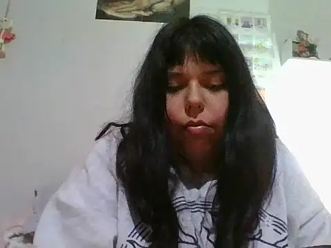 scarletttlove online show from June 7, 1:33 am
