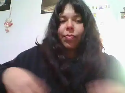 Snapshot of scarletttlove chatting on July 5, 1:54 am scarletttlove online show from July 5, 1:54 am
