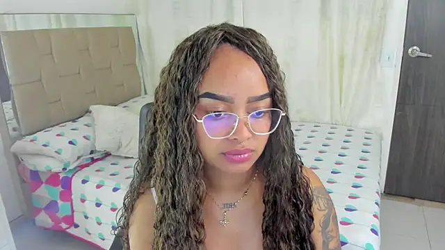 gretell evans online show from December 11, 12:02 am