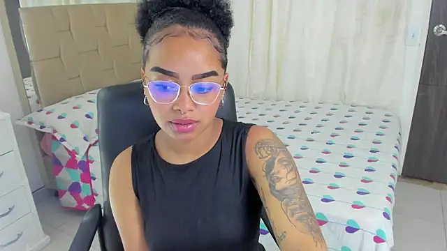 gretell evans online show from December 16, 9:03 am