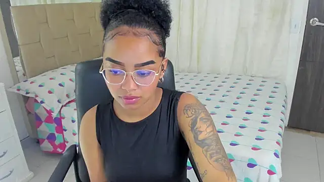 gretell evans online show from December 6, 10:13 pm