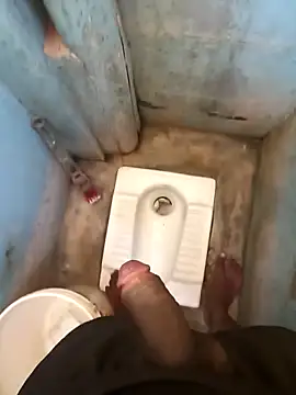 Snapshot of bangaloresexyguy chatting on February 11, 4:12 am bangaloresexyguy online show from February 11, 4:12 am