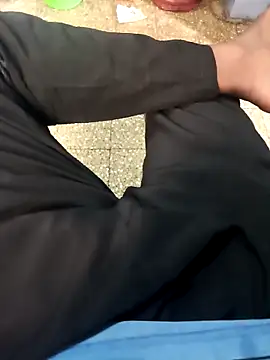 Snapshot of bangaloresexyguy chatting on February 8, 11:19 am bangaloresexyguy online show from February 8, 11:19 am