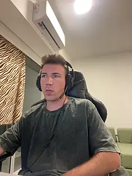 Snapshot of fedex_c2c chatting on February 28, 2:33 am fedex c2c online show from February 28, 2:33 am