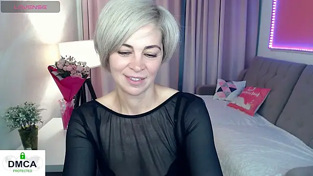 Snapshot of Blonde_lola444 chatting on June 2, 3:23 pm Blonde lola444 online show from June 2, 3:23 pm