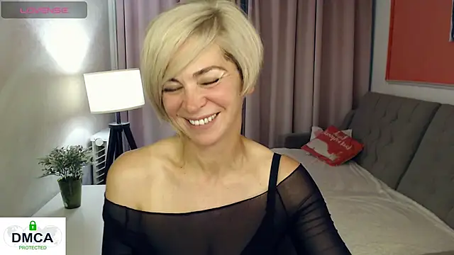 Snapshot of Blonde_lola444 chatting on July 11, 9:04 pm Blonde lola444 online show from July 11, 9:04 pm