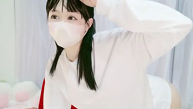 aaanyan online show from February 24, 11:11 am