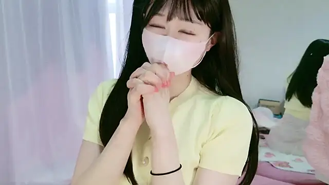 aaanyan online show from March 11, 1:32 am