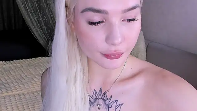 Sweeet Barbie online show from January 17, 4:32 pm