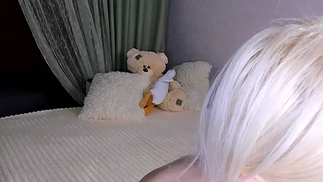 Sweeet Barbie online show from March 19, 4:40 pm