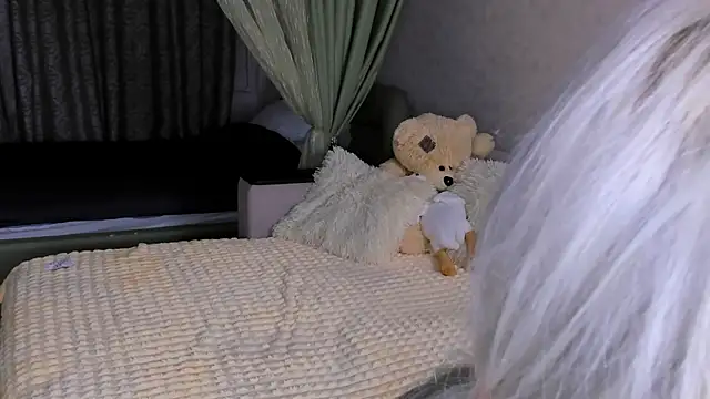 Sweeet Barbie online show from December 4, 3:33 pm