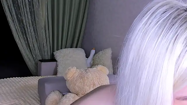 Sweeet Barbie online show from June 20, 3:50 pm