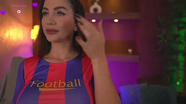 JustinneJade online show from October 16, 4:21 am