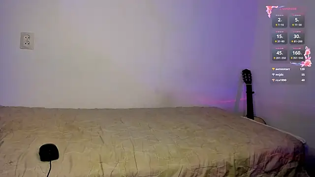 Snapshot of Vampirella_GS chatting on February 19, 3:39 am Vampirella GS online show from February 19, 3:39 am