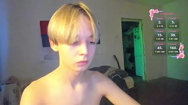 Vampirella GS online show from April 21, 5:52 pm