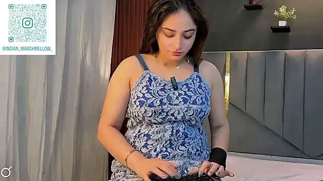 demieliss online show from November 7, 6:23 pm