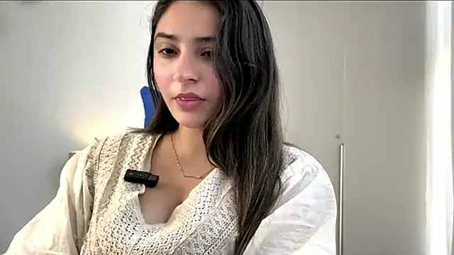 demieliss online show from April 10, 9:27 am