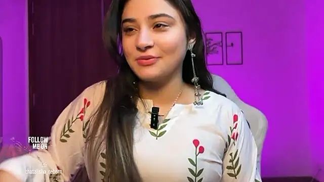 demieliss online show from August 5, 8:14 pm