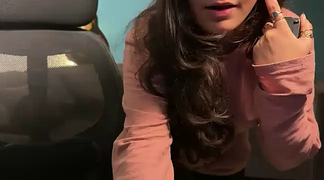 demieliss online show from December 9, 4:47 pm