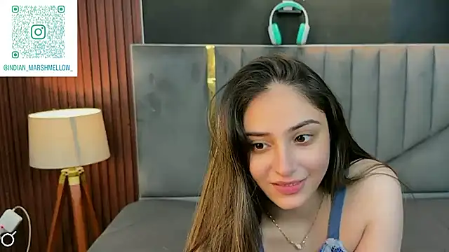 demieliss online show from October 4, 5:36 pm