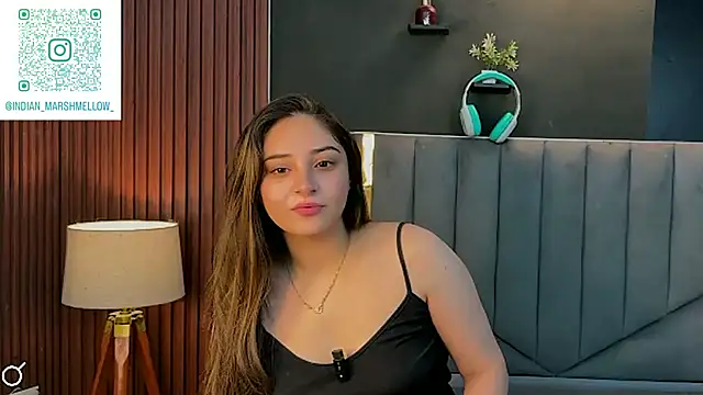 demieliss online show from October 5, 6:09 pm
