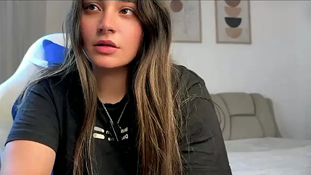 demieliss online show from March 14, 8:48 pm