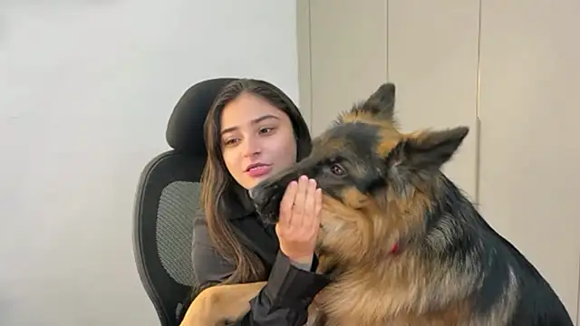 demieliss online show from January 6, 7:07 pm