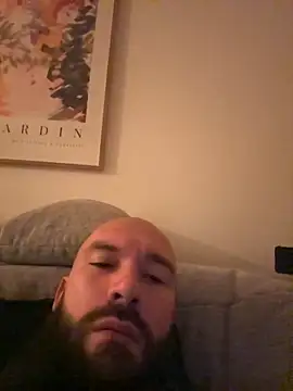 Banana Boy online show from October 15, 9:12 pm