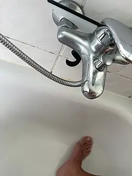 Banana Boy online show from March 12, 9:03 pm