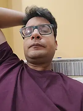 Daddy HA online show from May 6, 4:22 pm