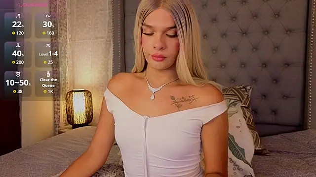 Shantal Joness online show from September 12, 8:52 pm