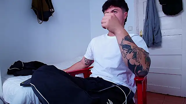 Snapshot of juandking chatting on October 23, 5:00 pm juandking online show from October 23, 5:00 pm