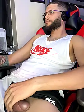 Snapshot of Joker19196 chatting on October 6, 10:54 pm Joker19196 online show from October 6, 10:54 pm