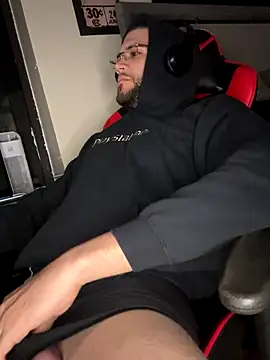 Snapshot of Joker19196 chatting on November 9, 5:44 am Joker19196 online show from November 9, 5:44 am