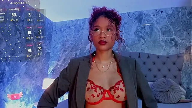 Aprillbrunette online show from October 17, 2:26 am