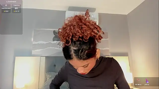 Snapshot of Aprillbrunette chatting on December 17, 2:38 am Aprillbrunette online show from December 17, 2:38 am