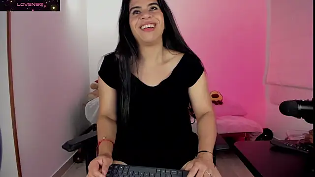 Biancastrongg online show from November 13, 2:48 am