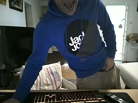 mihaimichael online show from April 13, 8:18 am